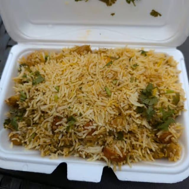 ￼Veg Biryani.